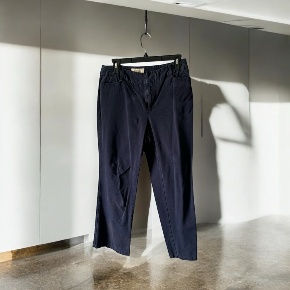 St.Johns Bay chinos on blue  W 16 R10 L25. 93% cotton 7%spandex Rk4n